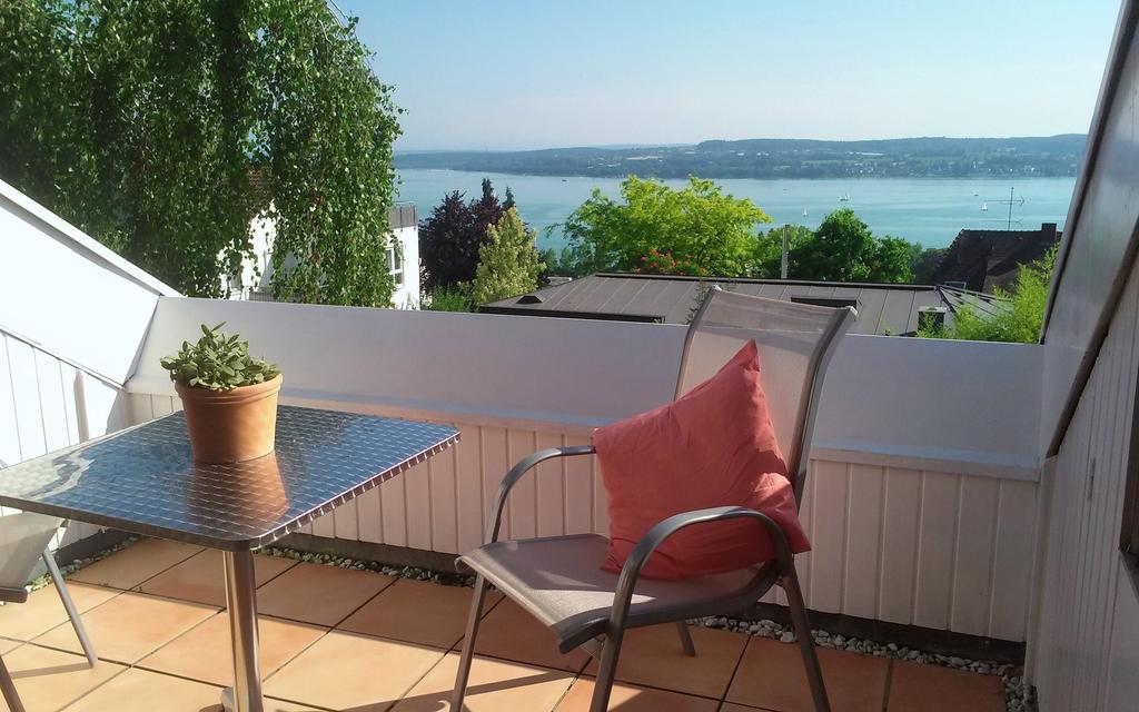 Ferienwohnung Mit Seeblick Und Dachterrasse In Ueberlingen Rum bild