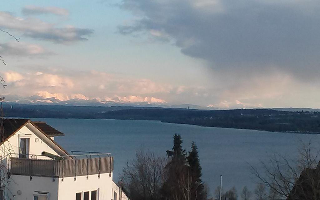 Ferienwohnung Mit Seeblick Und Dachterrasse In Ueberlingen Rum bild