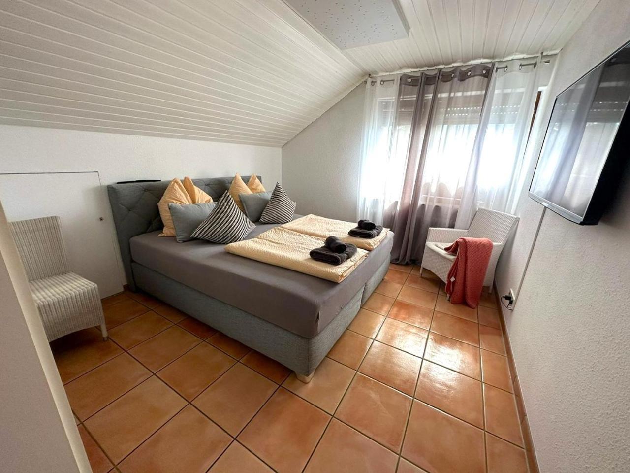Ferienwohnung Mit Seeblick Und Dachterrasse In Ueberlingen Exteriör bild