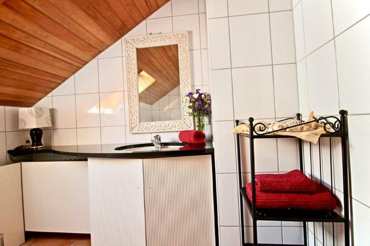Ferienwohnung Mit Seeblick Und Dachterrasse In Ueberlingen Exteriör bild